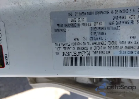 2018 Mazda 3 Touring z USA, uszkodzony, nr VIN 3MZBN1L38JM167174